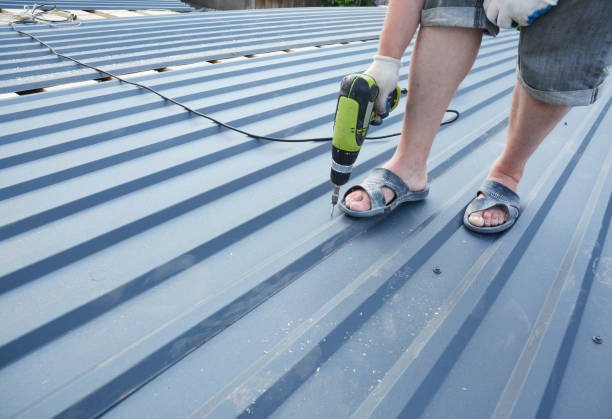 Metal Roofing Maintenance in Indian Hills, KY | Roofing Contractors 