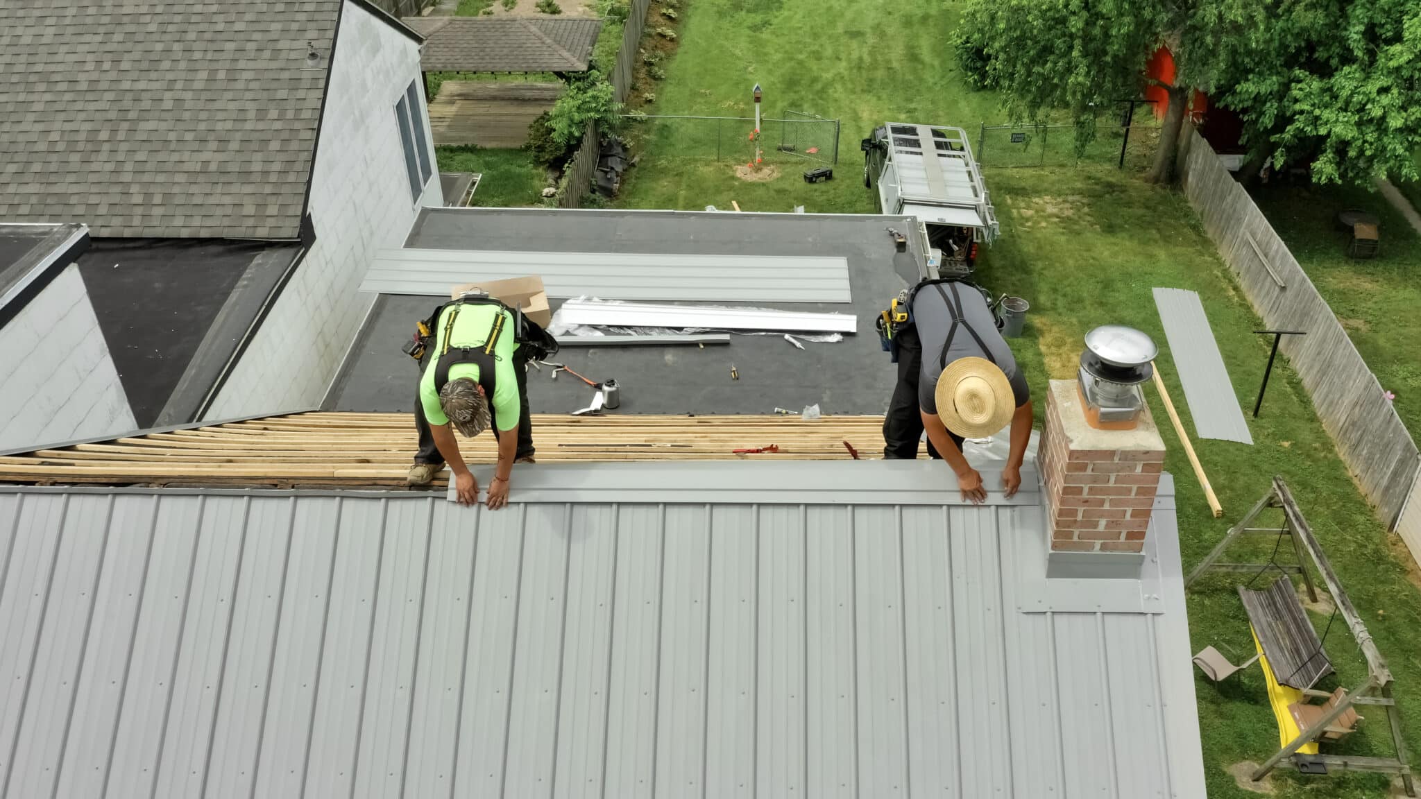 New Roof Installation in Goshen, KY | Signs & Planning Guide